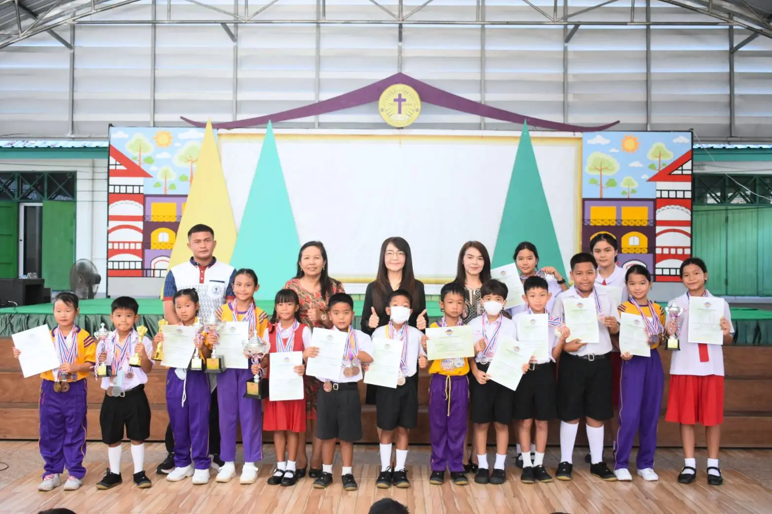 Read more about the article ขอแสดงความความยินดีกับนักเรียนที่ได้รับรางวัลจากการแข่งขันกีฬาว่ายน้ำ มหาวิทยาลัยวลัยลักษณ์ แชมเปี้ยนชิพ 2025