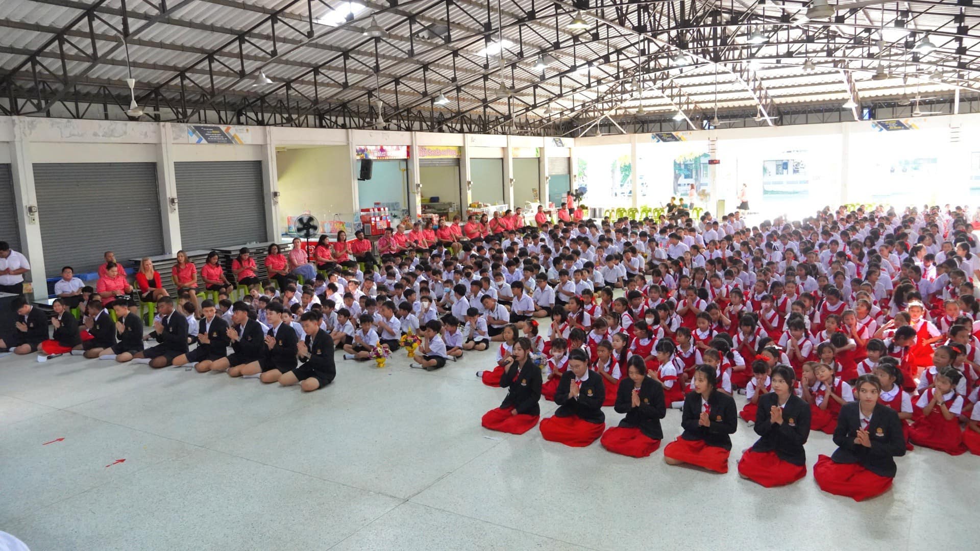 Read more about the article Wai Kru Activity School Year 2024